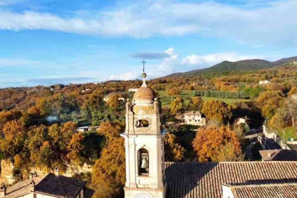 La Casina Di Nada Appartement Massa Martana Buitenkant foto
