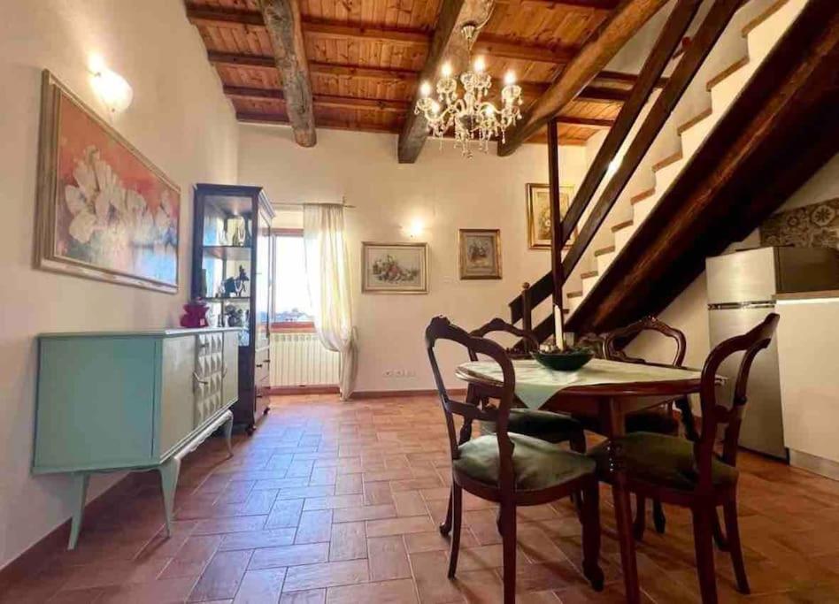 La Casina Di Nada Appartement Massa Martana Buitenkant foto
