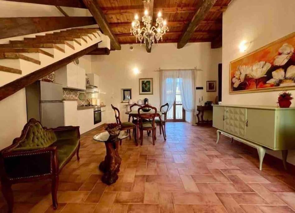 La Casina Di Nada Appartement Massa Martana Buitenkant foto