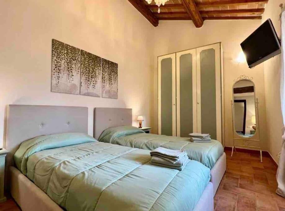La Casina Di Nada Appartement Massa Martana Buitenkant foto